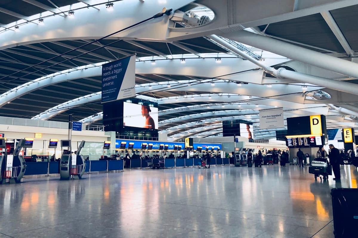 Heathrow Airport — Devon airport transfers